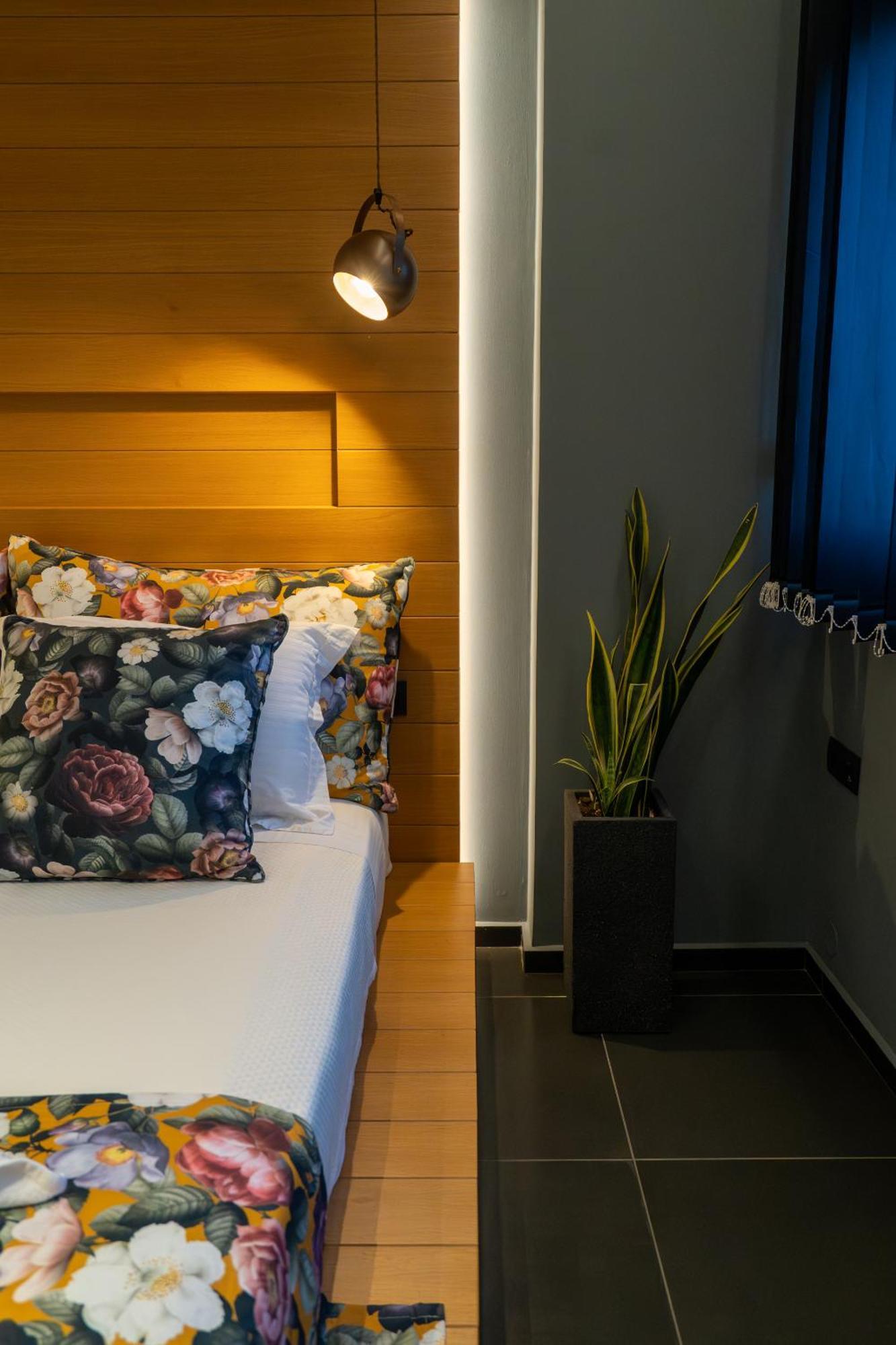 C.P. Luxury Suite Heraklion  Exterior photo