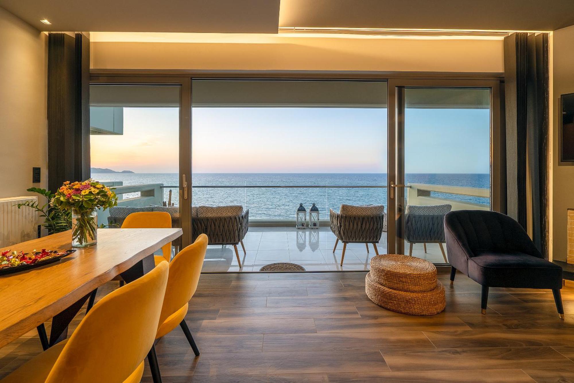 C.P. Luxury Suite Heraklion  Exterior photo