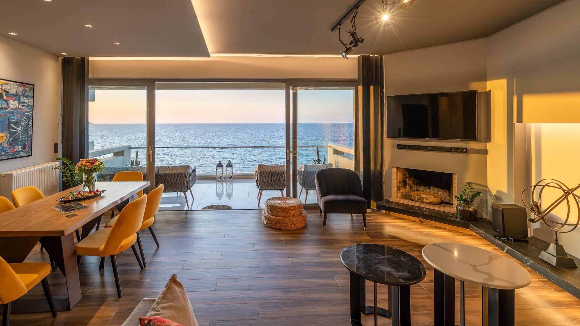 C.P. Luxury Suite Heraklion  Exterior photo